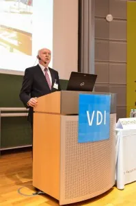 Professor-Willibald-A.-Günthner-vom-VDI-Materialfluss-Kongress