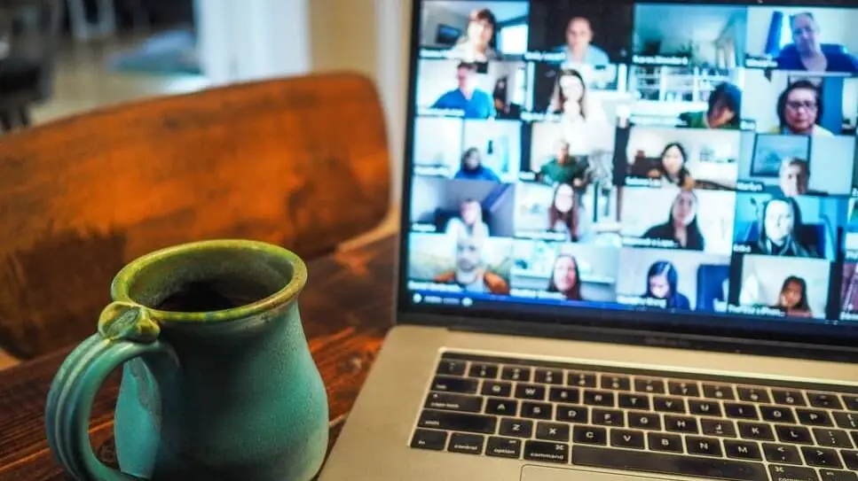 zoom online meeting image by Chris Montgomery https://unsplash.com/photos/smgTvepind4